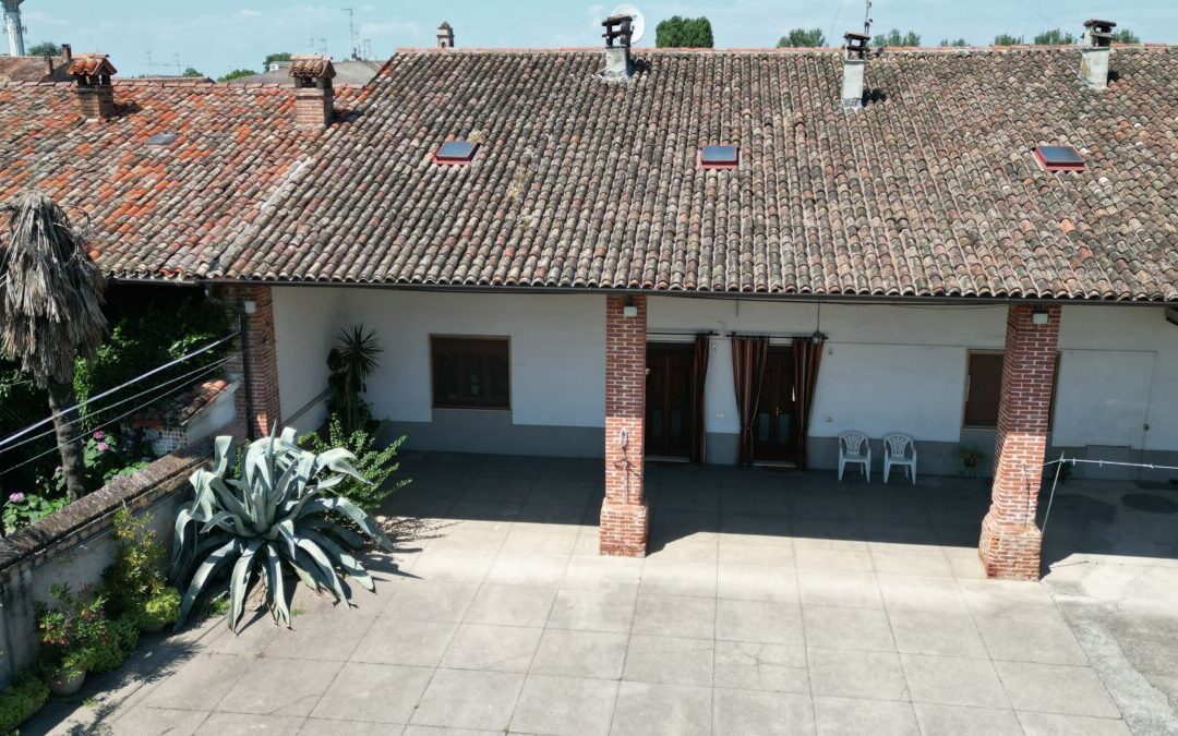 APPARTAMENTO IN CASCINA