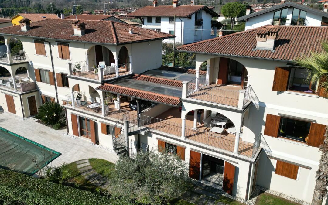 VILLA VISTA LAGO