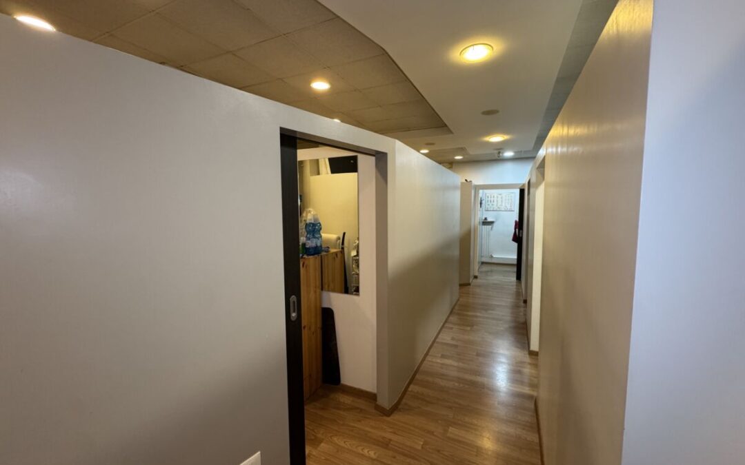 LOCALE COMMERCIALE IN CENTRO CITTÀ