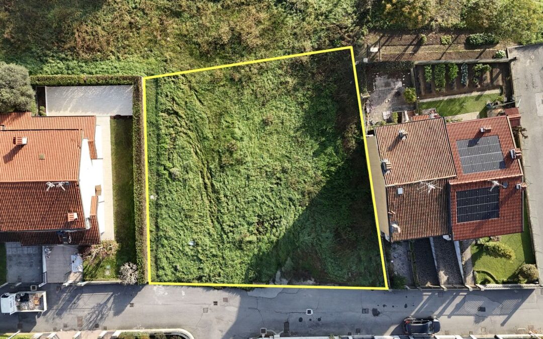 TERRENO EDIFICABILE IN ZONA RESIDENZIALE