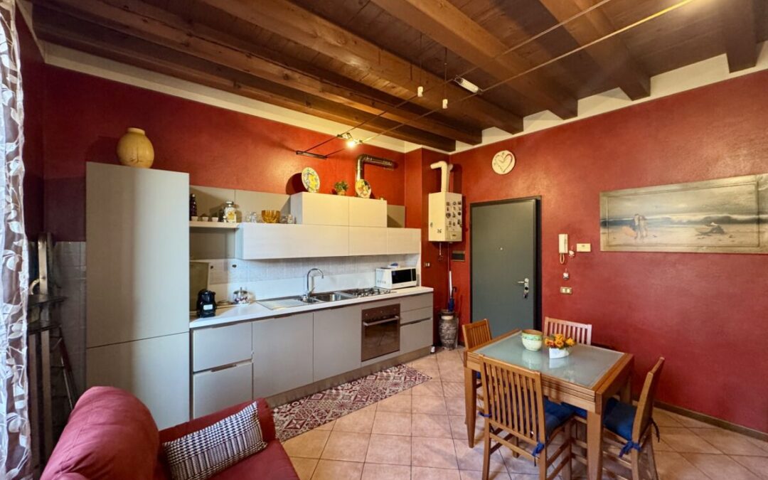 BILOCALE A DUE PASSI DAL CENTRO