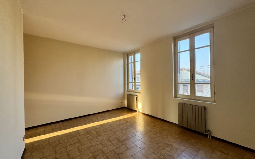 AMPIO APPARTAMENTO TRILOCALE PRIMO PIANO