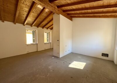 CASTELVETRO PIACENTINO (PC)APPARTAMENTO TRILOCALE CON BALCONE E GARAGE€ 135.000